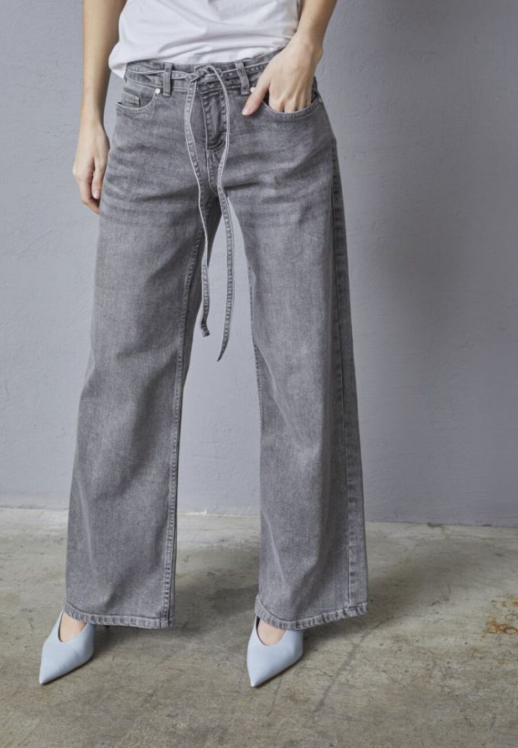  GREY WASH