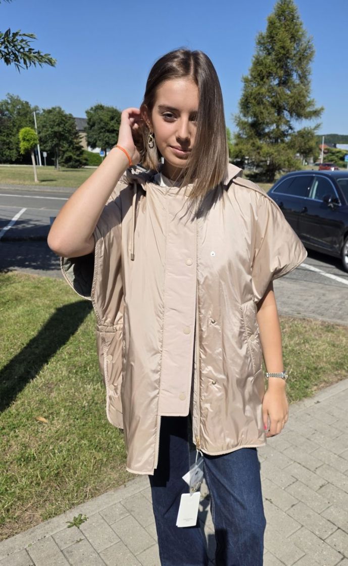  021BEIGE