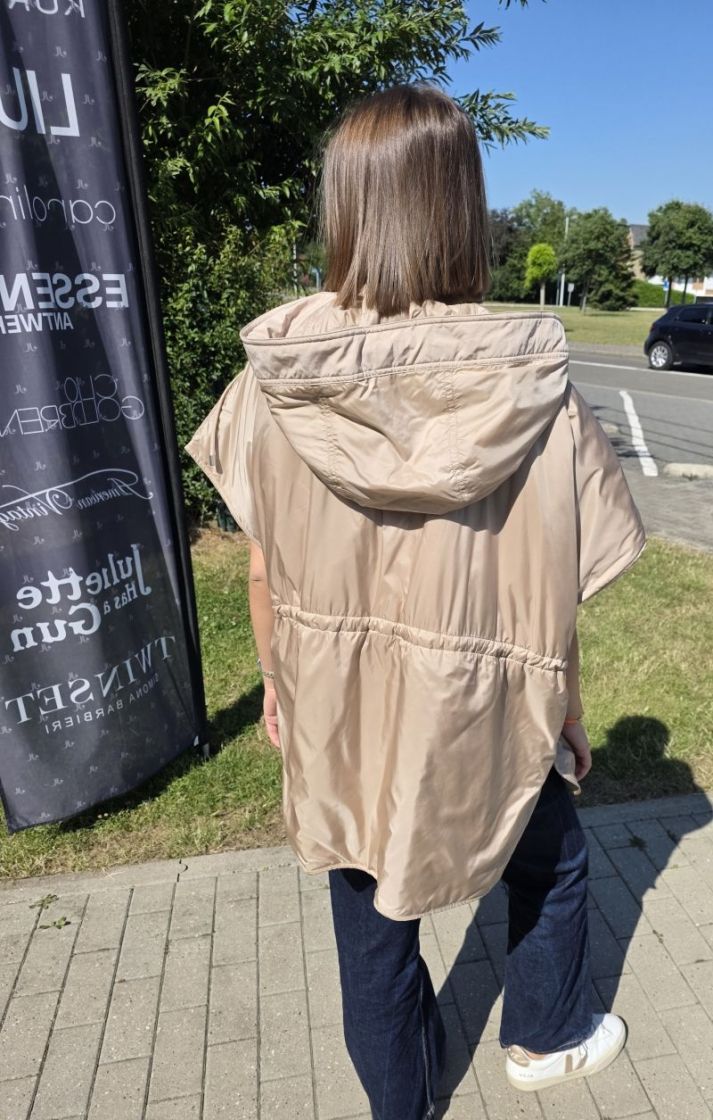  021BEIGE