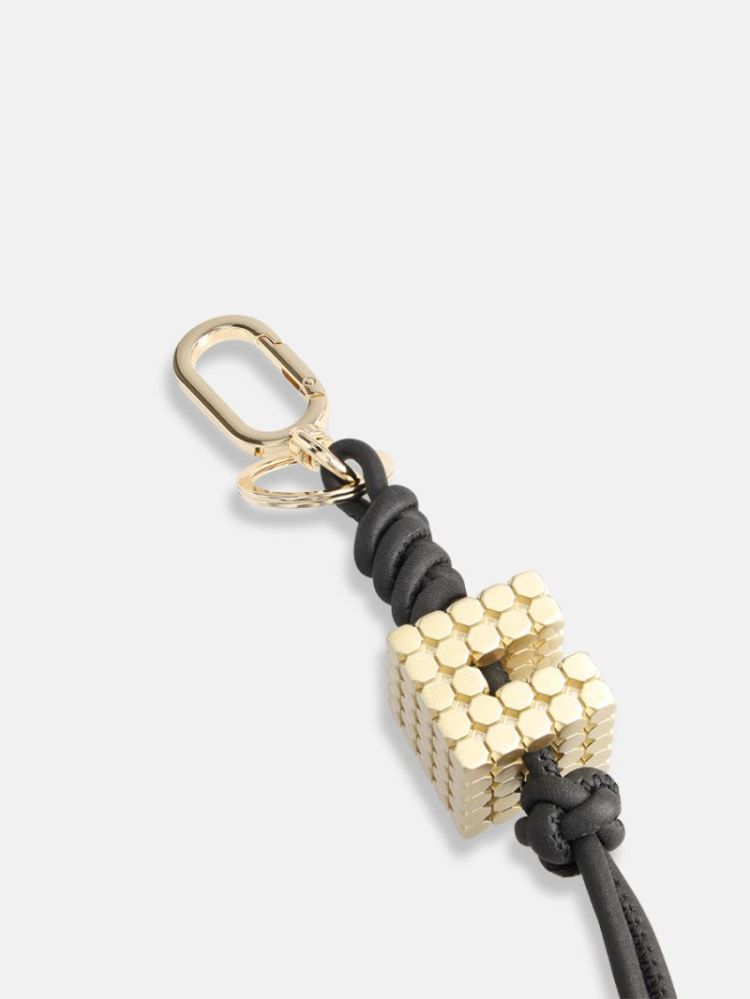  BLACK GOLD