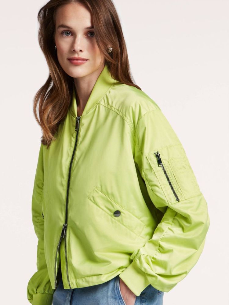 6200 Lime green