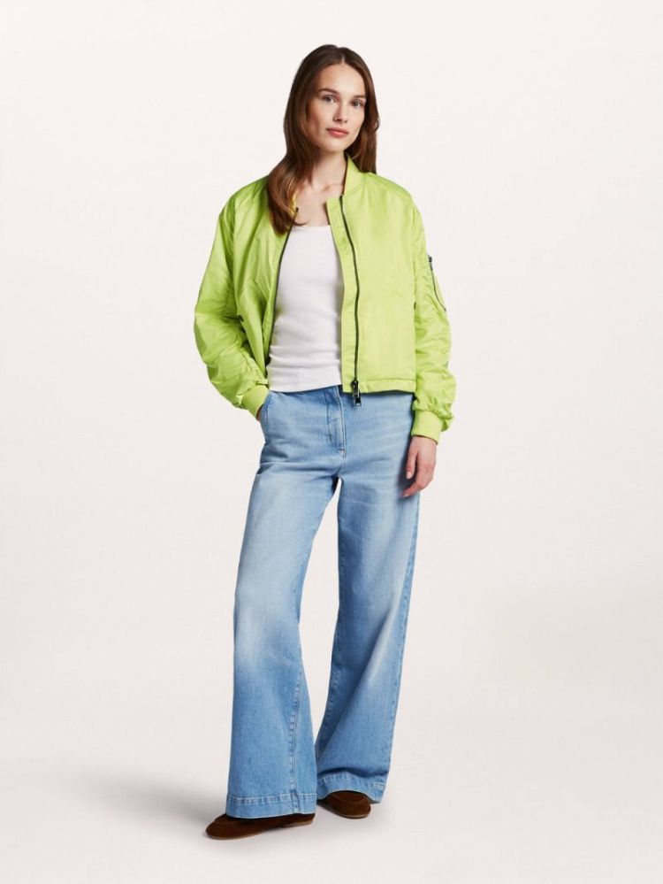  6200 Lime green