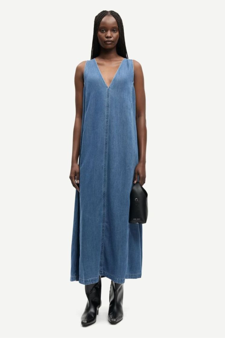  DENIM BLUE