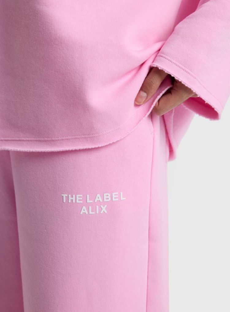  324 PINK