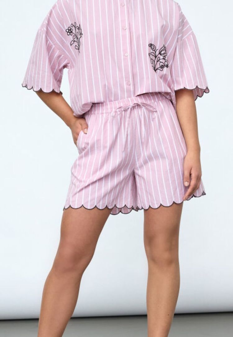  MAUVES STRIPES