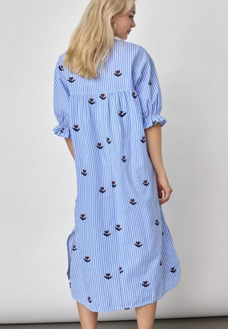  BLUE STRIPES