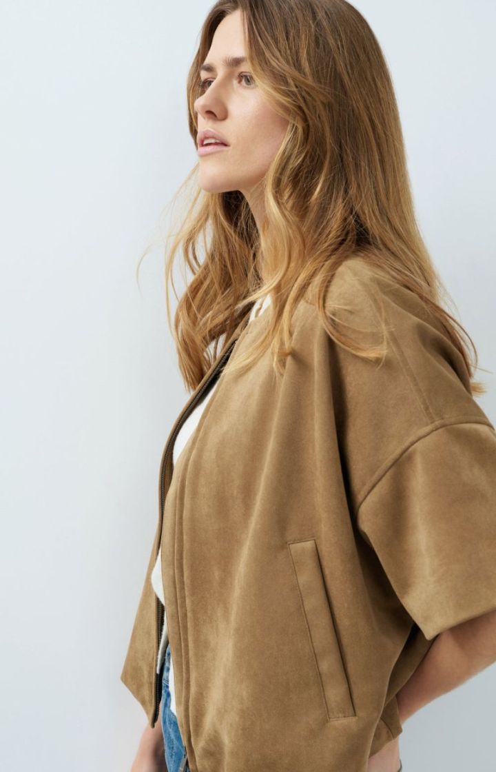  OTTER BROWN