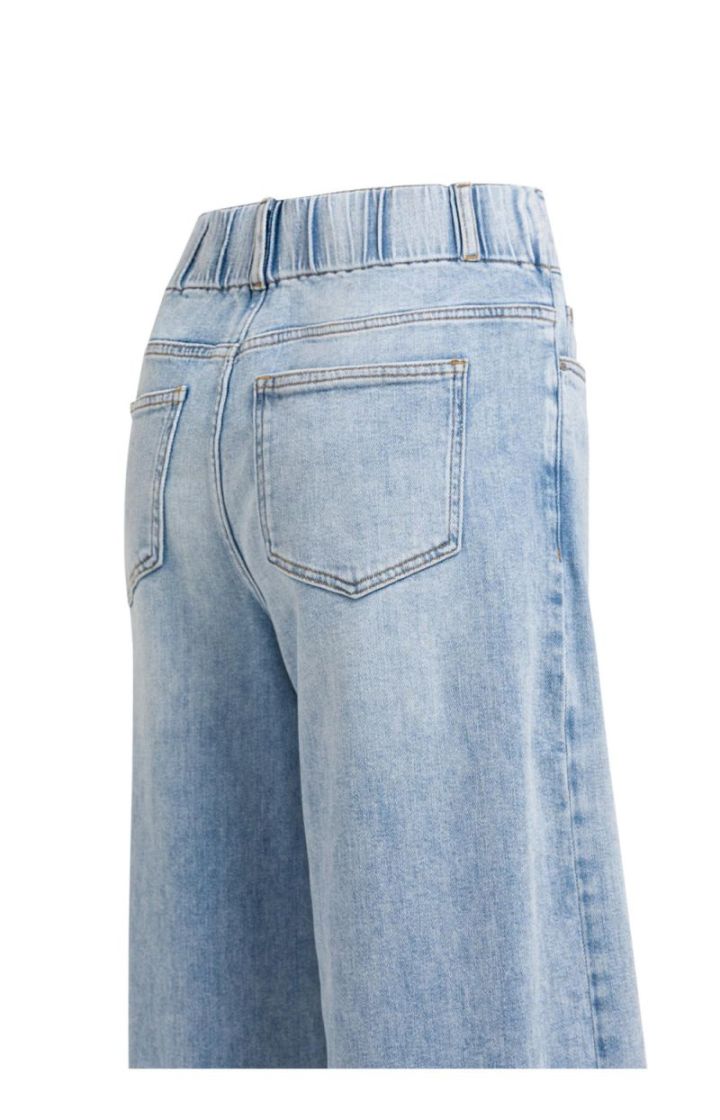  LIGHT BLUE DENI