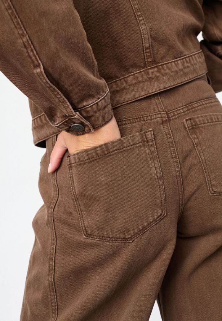  BROWN WASH