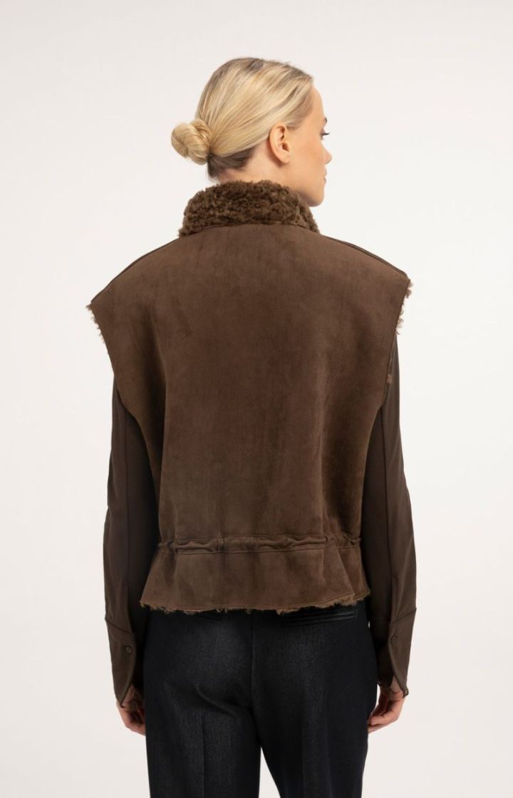  COCOA BROWN