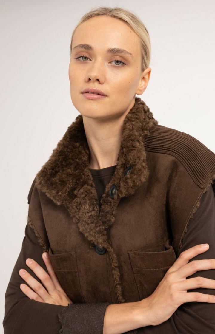  COCOA BROWN