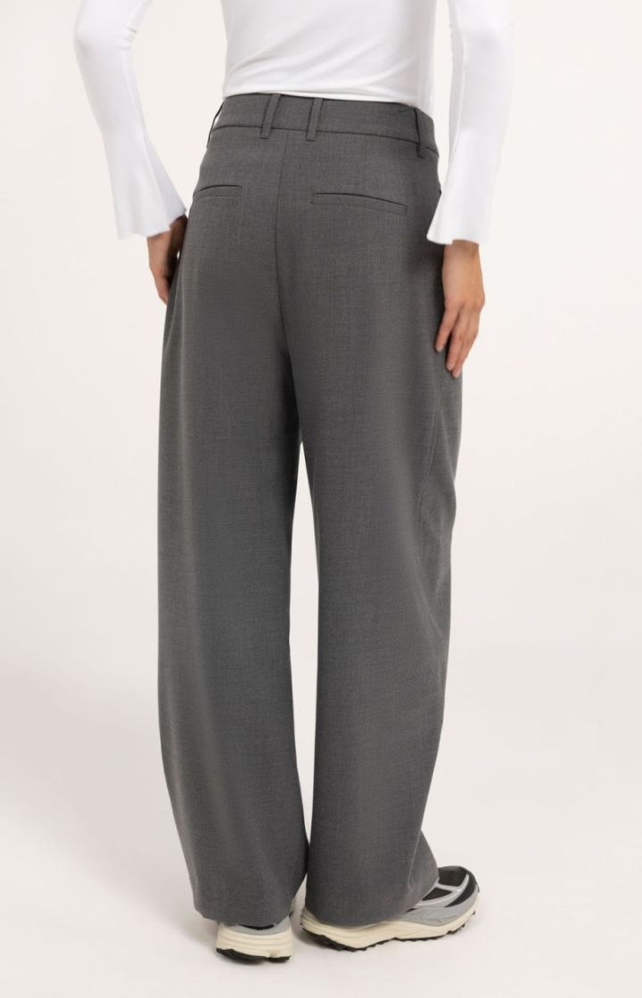 MEDIUM GREY MEL