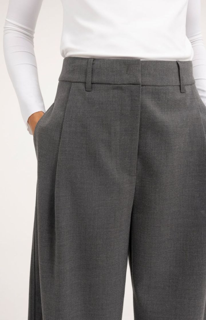  MEDIUM GREY MEL