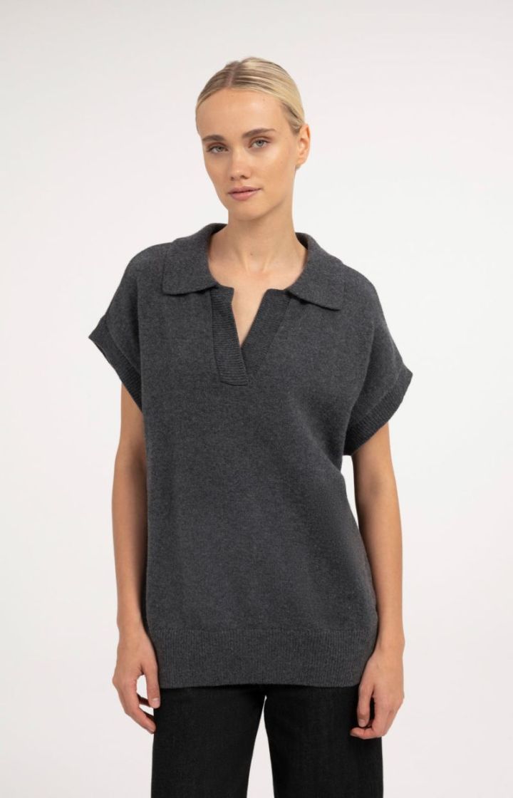  DARK ANTHRACITE
