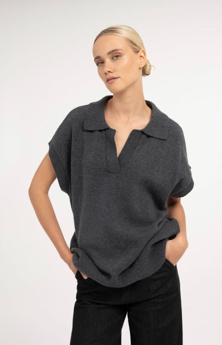  DARK ANTHRACITE