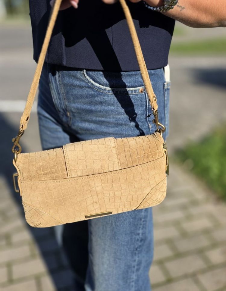 6076136209 tan suede